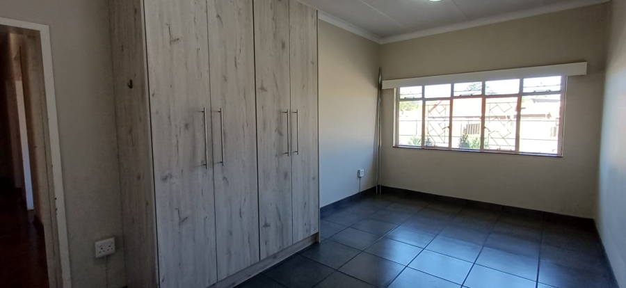 To Let 4 Bedroom Property for Rent in Bethlehem Free State